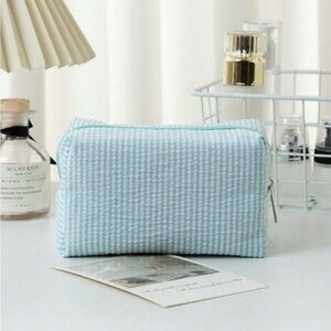 Striped Seersucker Large Toiletry Makeup Bag